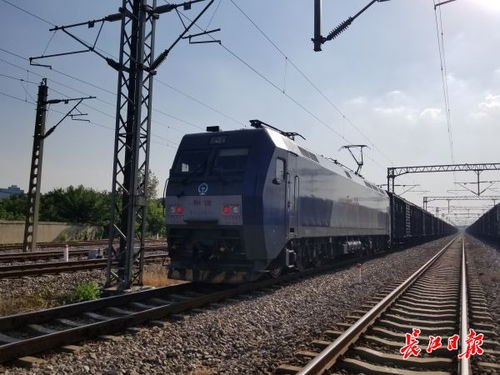 9月鐵路貨運跑出“加速度” 日均裝車與貨物發送量雙增長